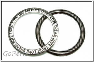 Ring "Hope, Trust, Love, Dream", flach, 35mm, antiksilberfb., Messing, 1 Stk.