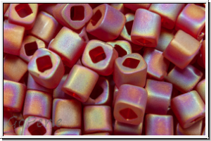 TC-03-0165cf, TOHO Cubes, 3mm, ruby, trans., matte, AB, 10g