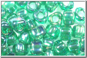 TR-05-1154, MIYUKI Triangles, 05/0, kelly green, trans., AB, 10g