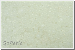 b�hm. Rocailles, 16/0, white, opal, 5g